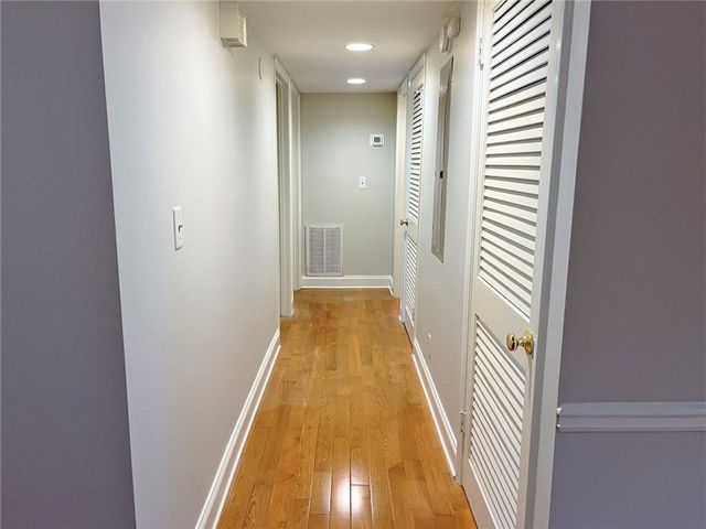 82 Montre Square NW, Atlanta, GA 30327