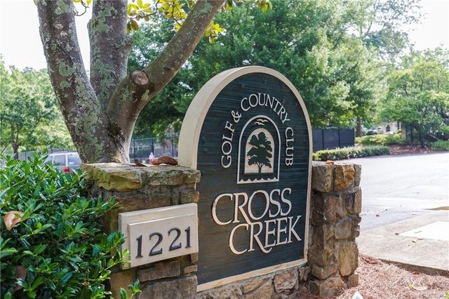 82 Montre Square NW, Atlanta, GA 30327