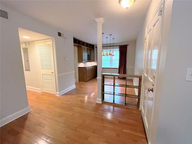82 Montre Square NW, Atlanta, GA 30327