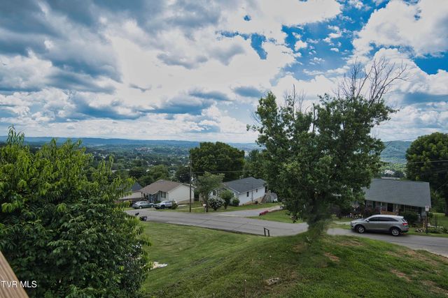 1720 Pendleton Street, Kingsport, TN 37660