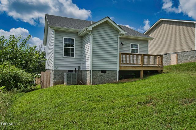 1720 Pendleton Street, Kingsport, TN 37660