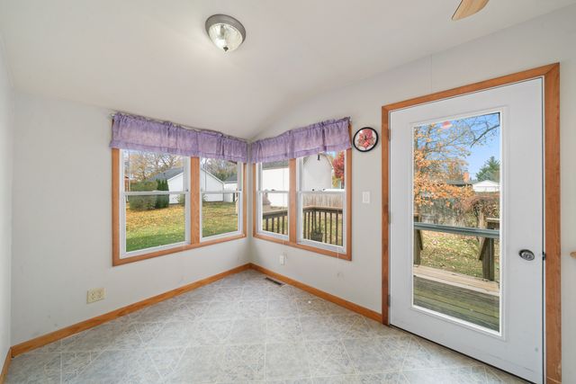 320 E Dekalb Street, Somonauk, IL 60552