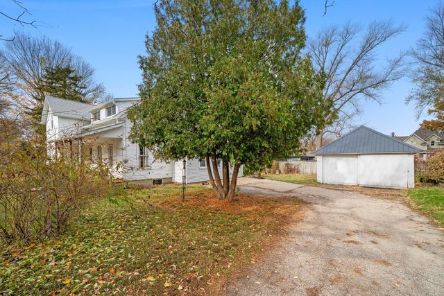 320 E Dekalb Street, Somonauk, IL 60552