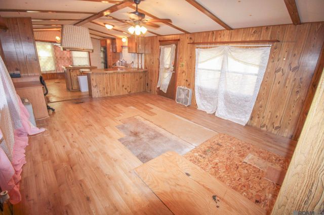 26714 Pine Ridge Dr, Walker, LA 70785