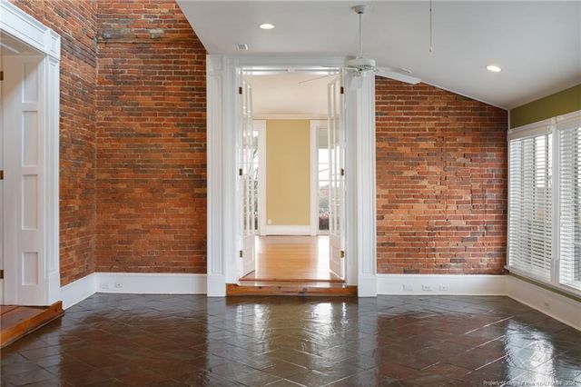 630 Hay Street, Fayetteville, NC 28301