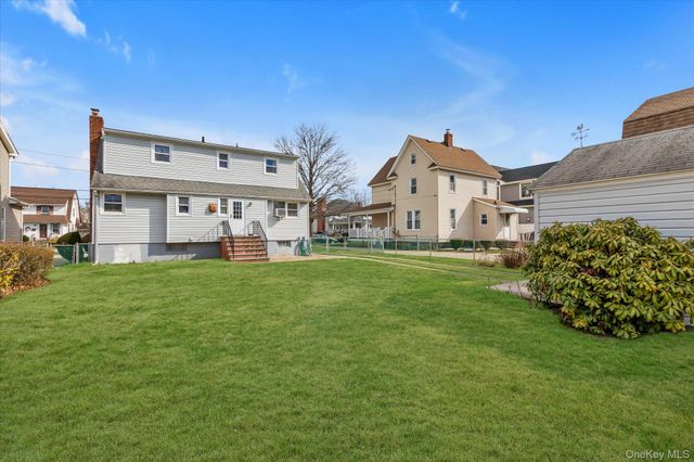 139 Soper Street, Oceanside, NY 11572