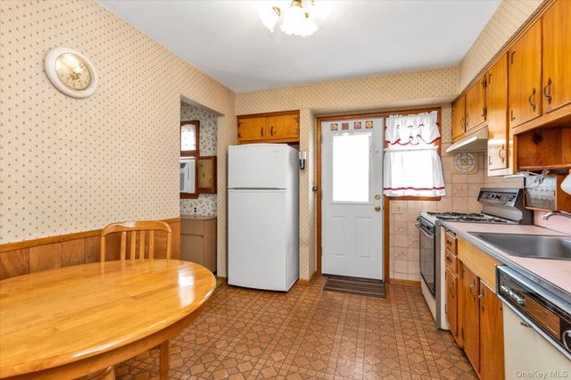 139 Soper Street, Oceanside, NY 11572