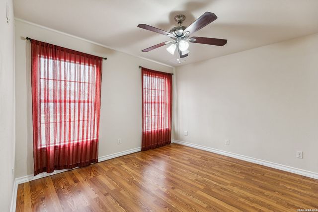 114 E. Hutchin Pl, San Antonio, TX 78221