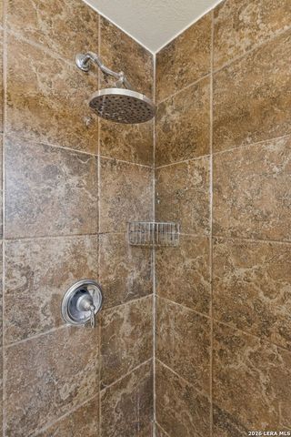 114 E. Hutchin Pl, San Antonio, TX 78221