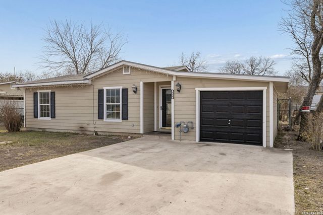 114 E. Hutchin Pl, San Antonio, TX 78221