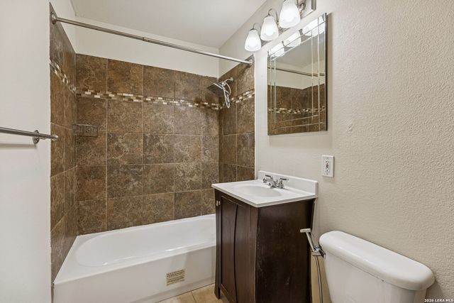 114 E. Hutchin Pl, San Antonio, TX 78221