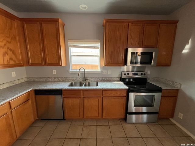 606 Campion Red, San Antonio, TX 78245