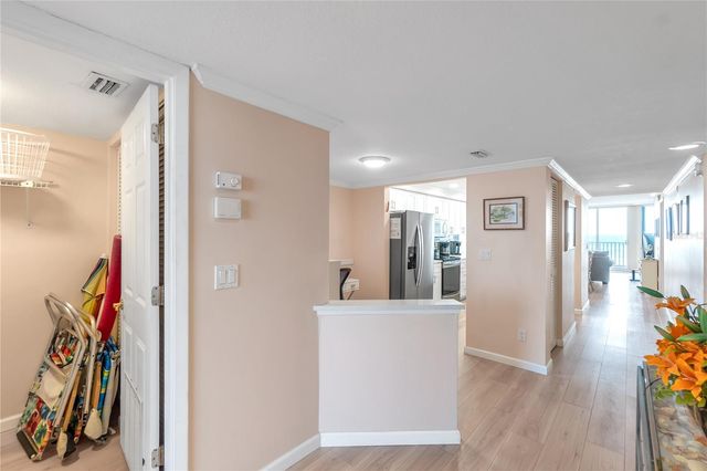 2600 GULF DRIVE N 12, Bradenton Beach, FL 34217