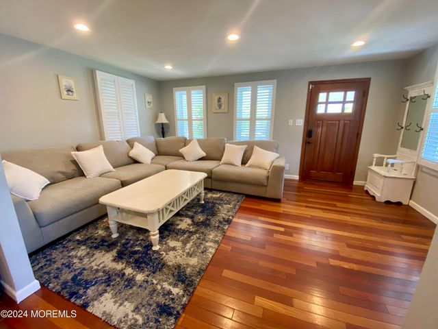 510 Garfield Avenue, Avon-by-the-sea, NJ 07717