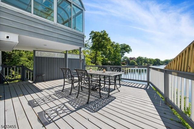 67 Fox Hill Rd, Parsippany-troy Hills Twp., NJ 07834