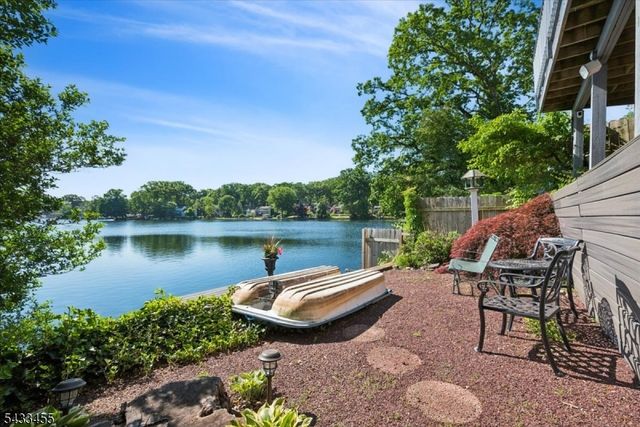 67 Fox Hill Rd, Parsippany-troy Hills Twp., NJ 07834