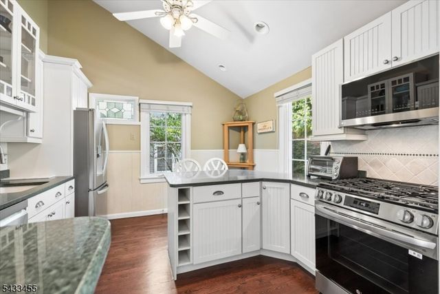 67 Fox Hill Rd, Parsippany-troy Hills Twp., NJ 07834