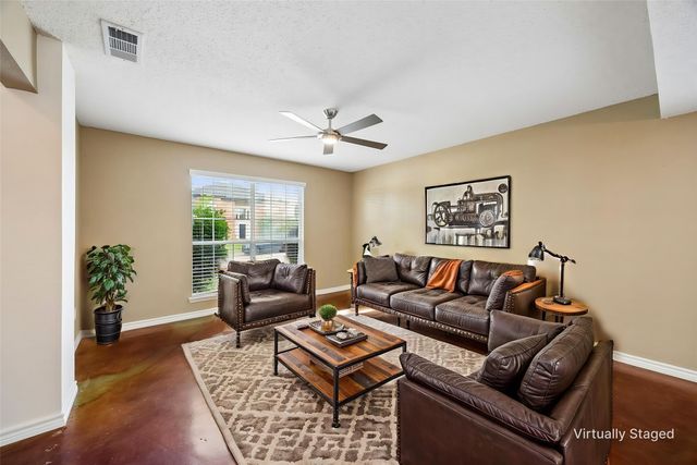 584 Pendleton Drive, Rockwall, TX 75032