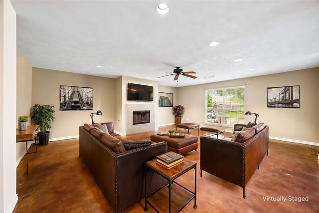 584 Pendleton Drive, Rockwall, TX 75032