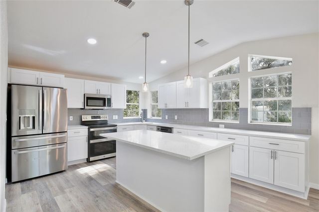 15330 APACHE PASS, Eustis, FL 32726