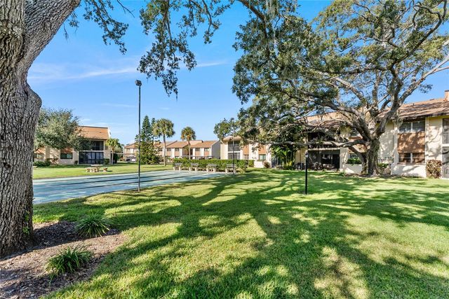 2401 CLUBHOUSE CIRCLE 102, Sarasota, FL 34232
