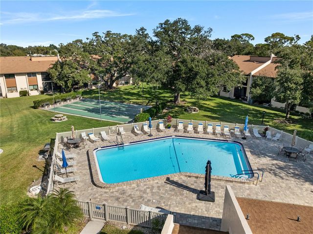 2401 CLUBHOUSE CIRCLE 102, Sarasota, FL 34232