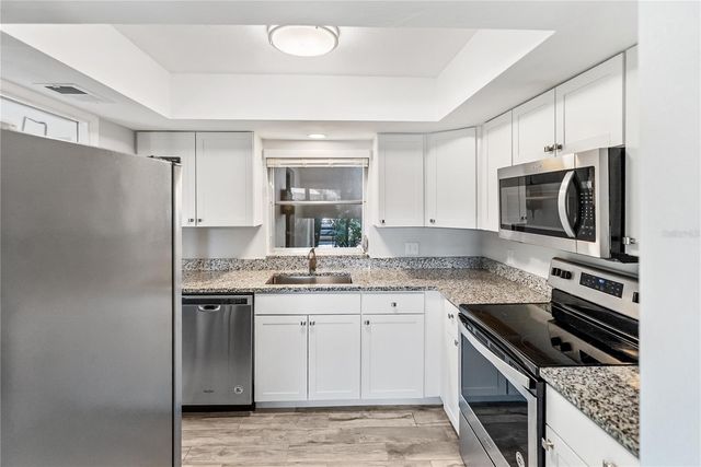 2401 CLUBHOUSE CIRCLE 102, Sarasota, FL 34232