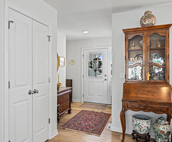 310 Phlilips AVENUE, Walworth, WI 53184