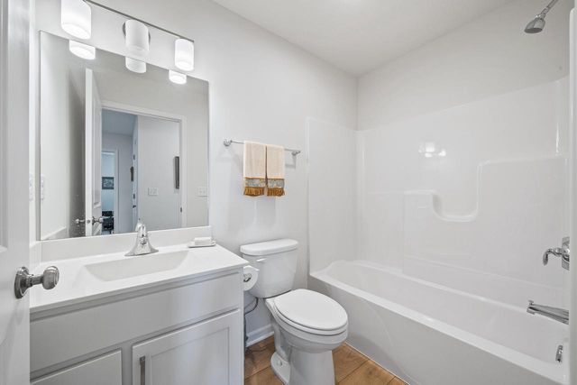 310 Phlilips AVENUE, Walworth, WI 53184