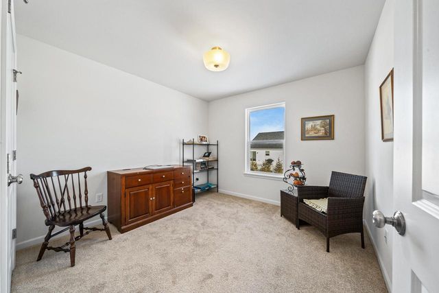 310 Phlilips AVENUE, Walworth, WI 53184