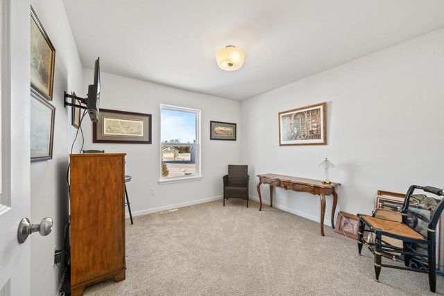 310 Phlilips AVENUE, Walworth, WI 53184