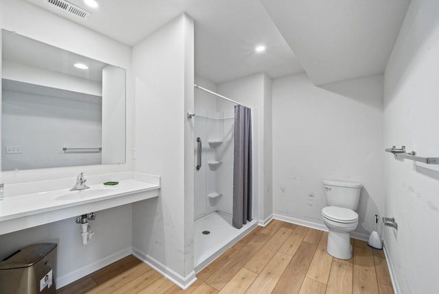 310 Phlilips AVENUE, Walworth, WI 53184