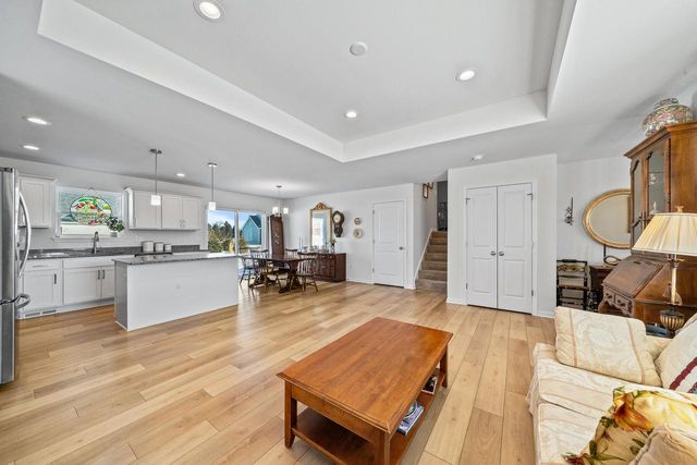 310 Phlilips AVENUE, Walworth, WI 53184