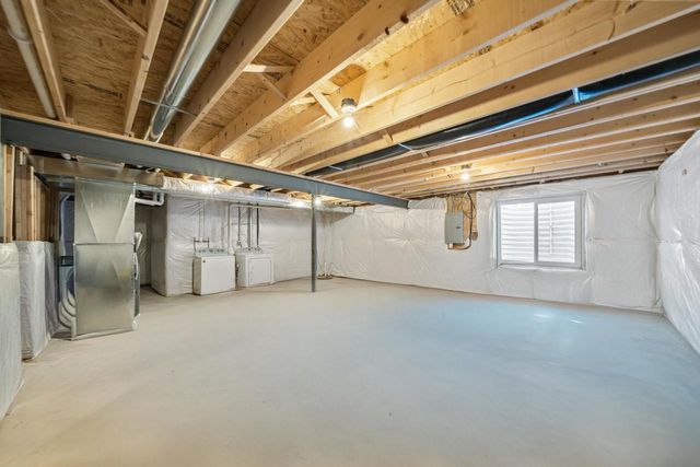 310 Phlilips AVENUE, Walworth, WI 53184