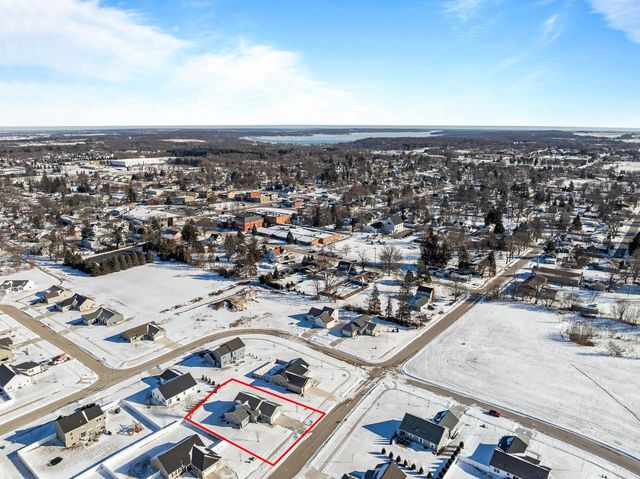 310 Phlilips AVENUE, Walworth, WI 53184