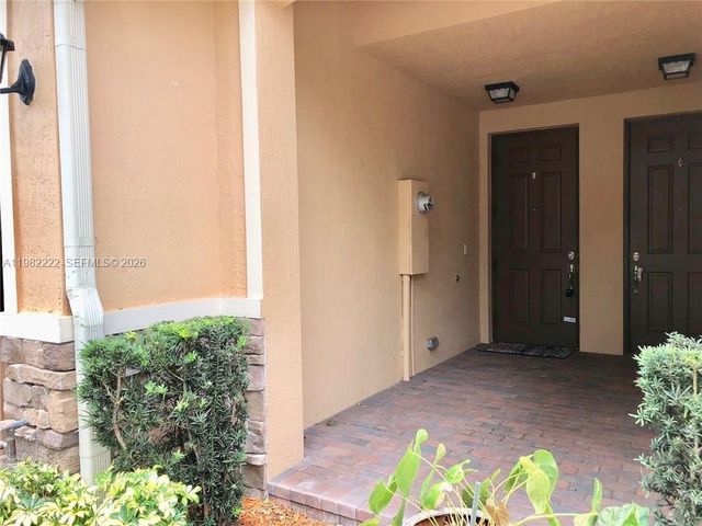 106 Riverwalk Cir E 106, Plantation, FL 33325