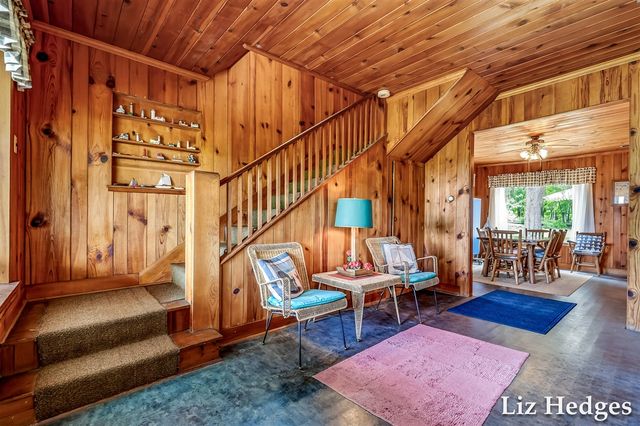 6285 S Shore, Whitehall, MI 49461