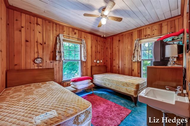 6285 S Shore, Whitehall, MI 49461