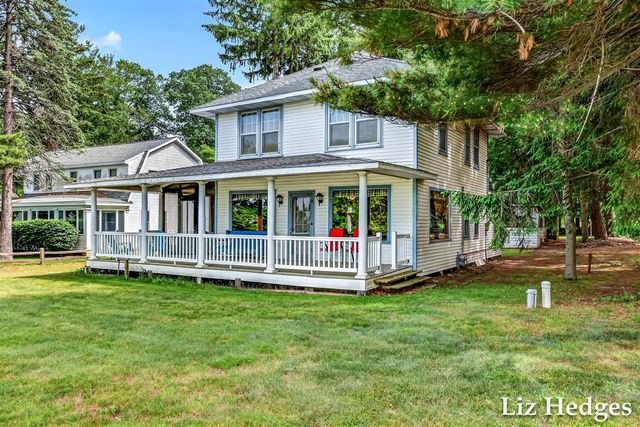 6285 S Shore, Whitehall, MI 49461