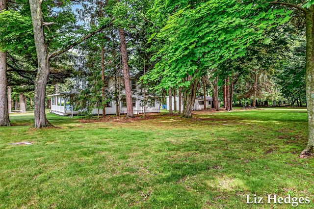 6285 S Shore, Whitehall, MI 49461