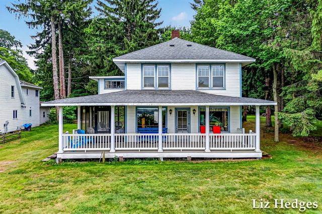 6285 S Shore, Whitehall, MI 49461
