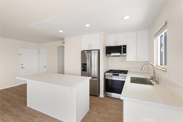 2640 Hermosa Avenue 6, Hermosa Beach, CA 90254