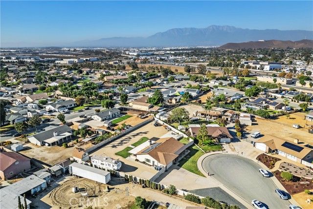 4725 Foxborough Court, Jurupa Valley, CA 92509