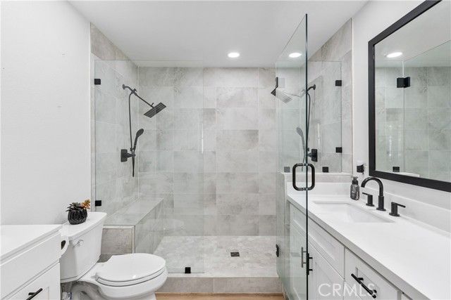 4725 Foxborough Court, Jurupa Valley, CA 92509