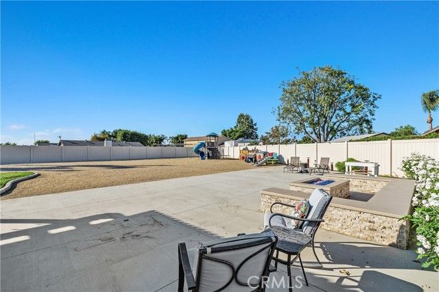 4725 Foxborough Court, Jurupa Valley, CA 92509