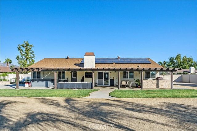 4725 Foxborough Court, Jurupa Valley, CA 92509