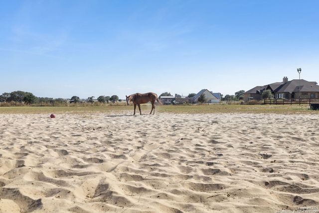 131 Scenic hills, La Vernia, TX 78121