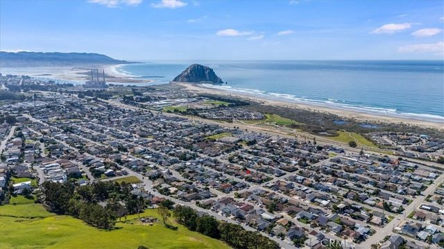 2785 Hemlock Avenue, Morro Bay, CA 93442