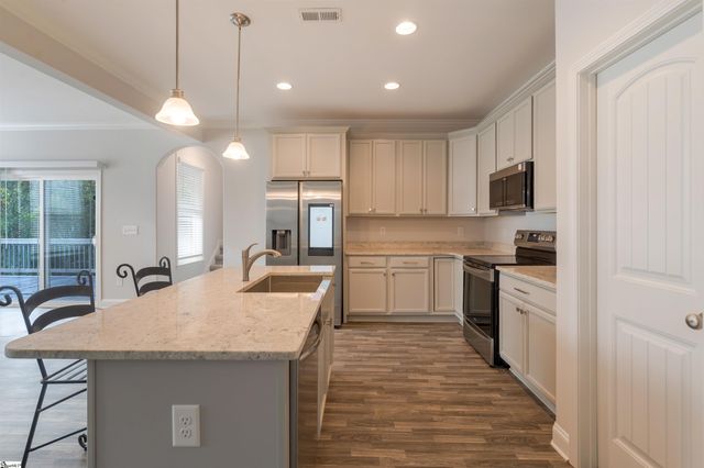 432 N Beryl Lane, Chesnee, SC 29323