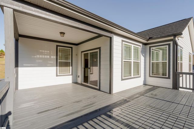 432 N Beryl Lane, Chesnee, SC 29323